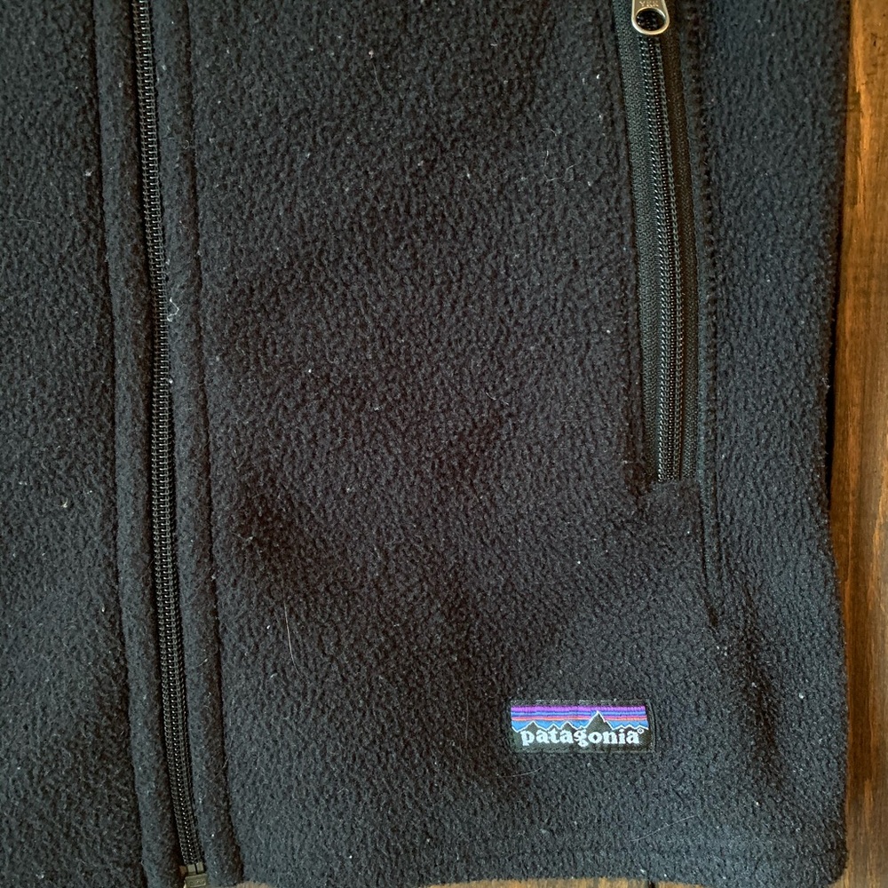 Patagonia vintage black synchilla vest - Picture 3 of 3